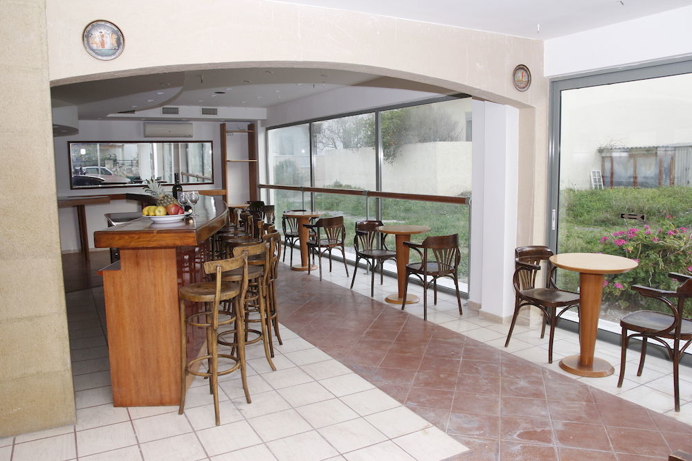 Athina Inn Hersonissos  Eksteriør billede
